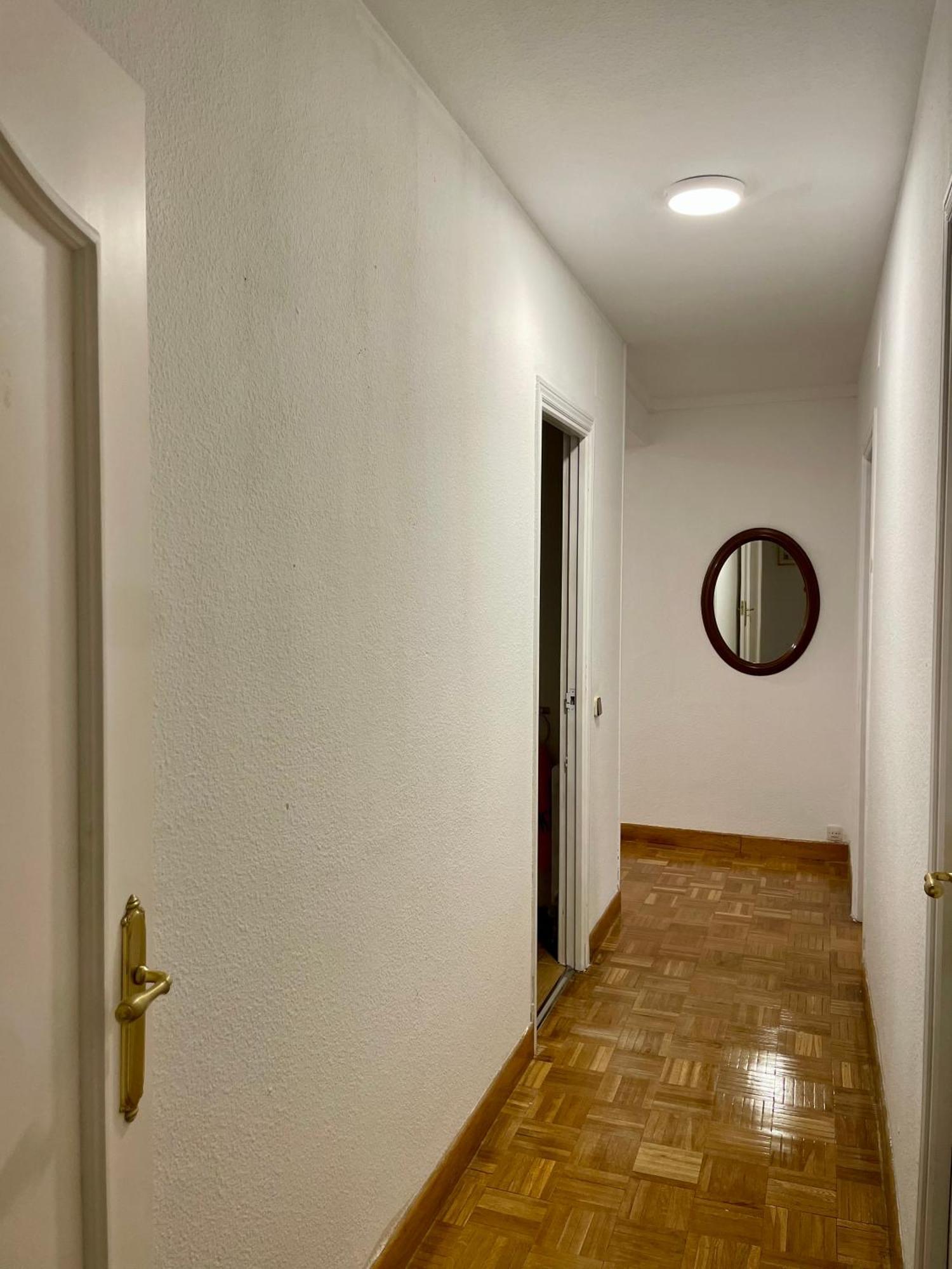 Private Rooms Madrid Atocha Exterior foto